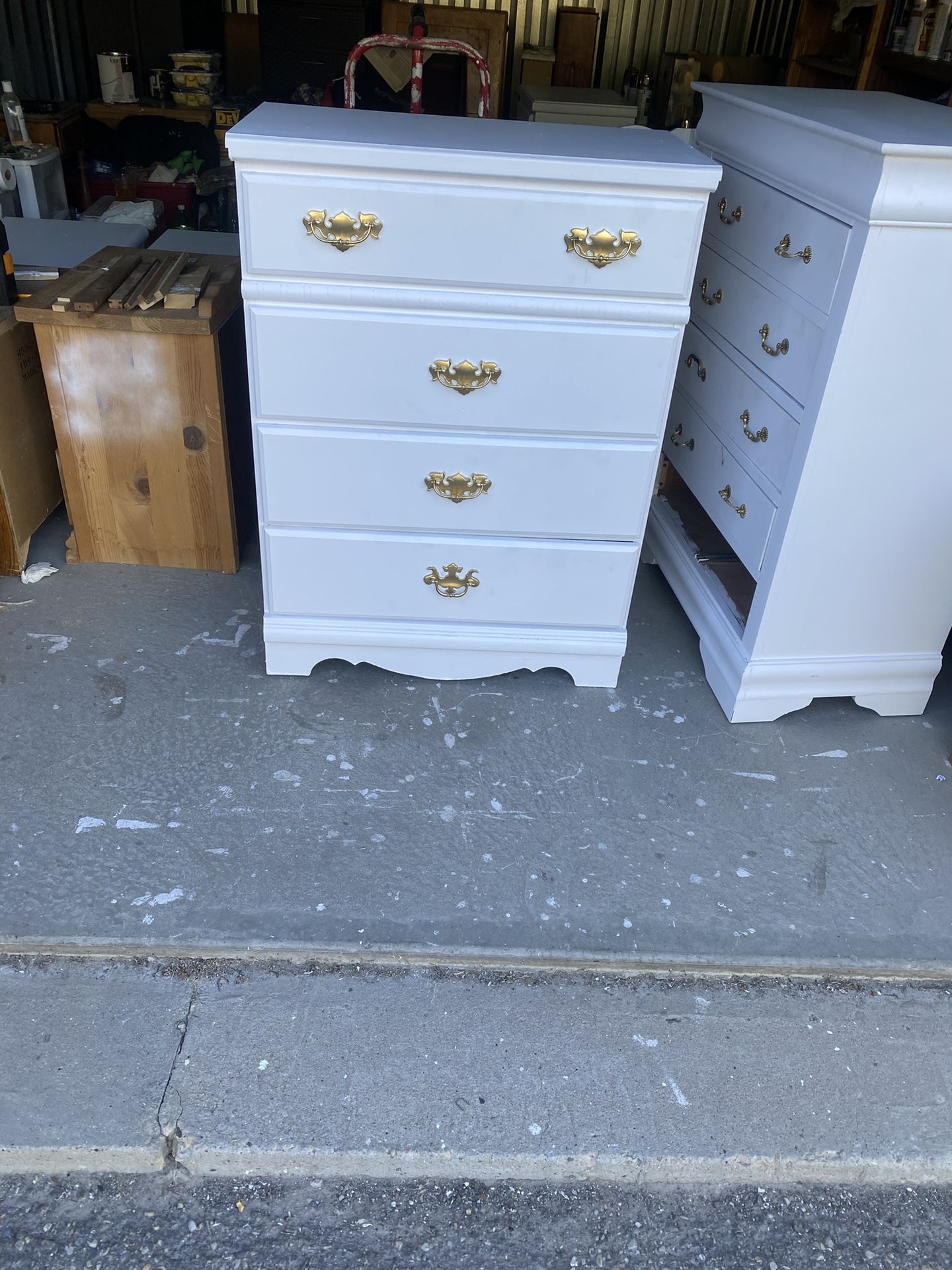 White 4 Drawer Dresser