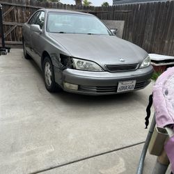 1998 Lexus ES 300