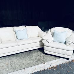 Exquisite High End Natuzzi Italian Leather Contemporary Coastal Sofa & Chair