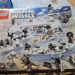 LEGO ~Star ~Wars: Assault √on Hoth (75098) New-