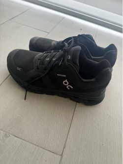 On Cloud Women’s Sneakers