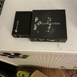 Tp-Link Omada OC200 Network Controller + POE Injector