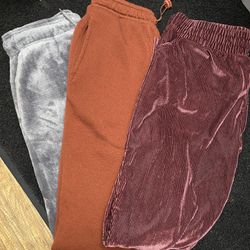Joggers, Sweats & Athletic Leggings
