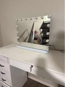Hollywood Vanity Mirror