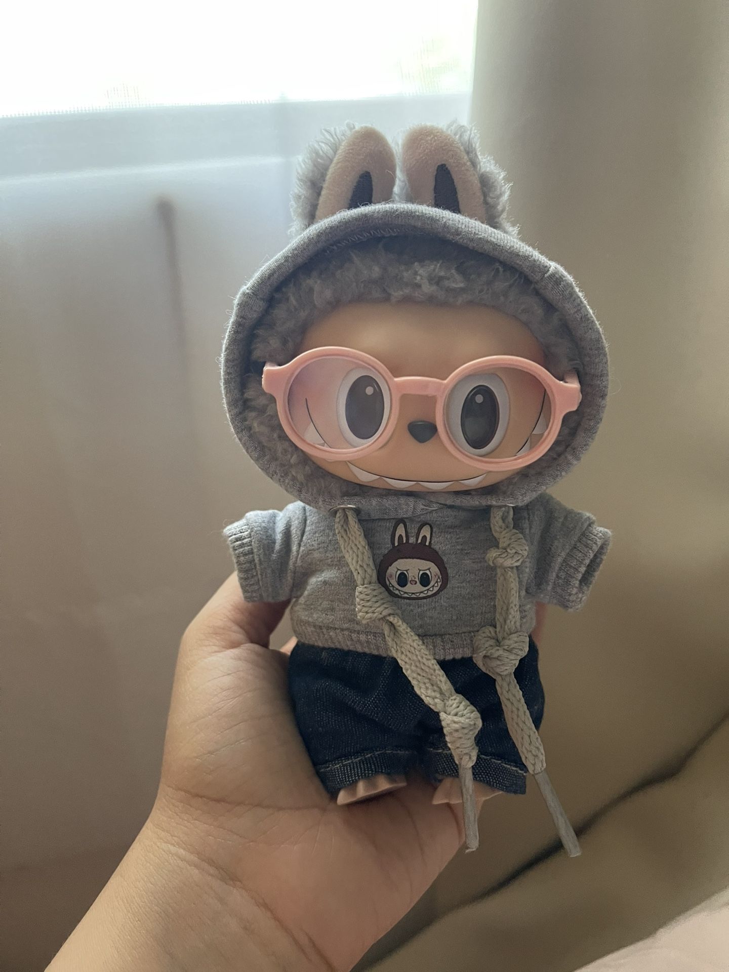 Labubu/doll Outfit