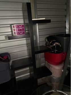 Black display shelf