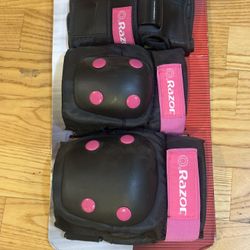 NEW!!  Razor Multi-Sport Child's Pad Set in Black & Pink, for Children Ages 5 & Up