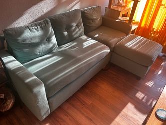 Teal Couch w/ ottoman