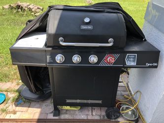 Dyna Glo Gas Grill 4 Burners