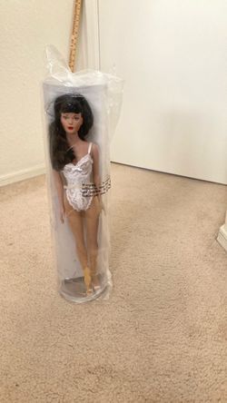 Collecting Dolls new in box