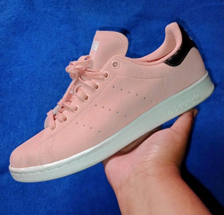Women's Size 8.5 Adidas Stan Smith Trace Pink 