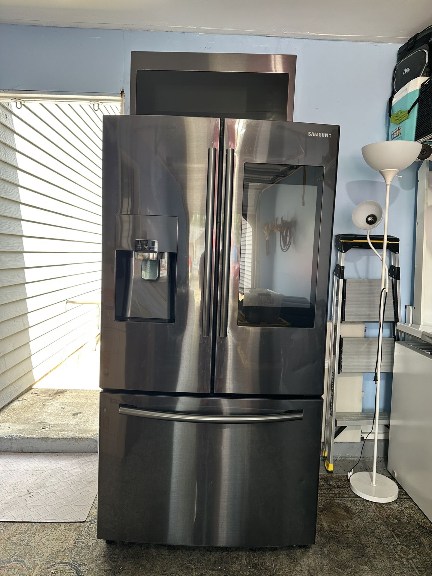 Samsung Fridge With Freezer