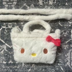 NEW//IN BAG// SUPER SOFT PLUSH// HELLO KITTY//WHITE// Purse, Tote, Handbag, W/attachable Straps 