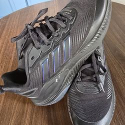 Shoes ADIDAS size 8-8.5