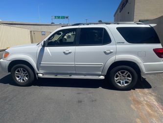 2005 Toyota Sequoia