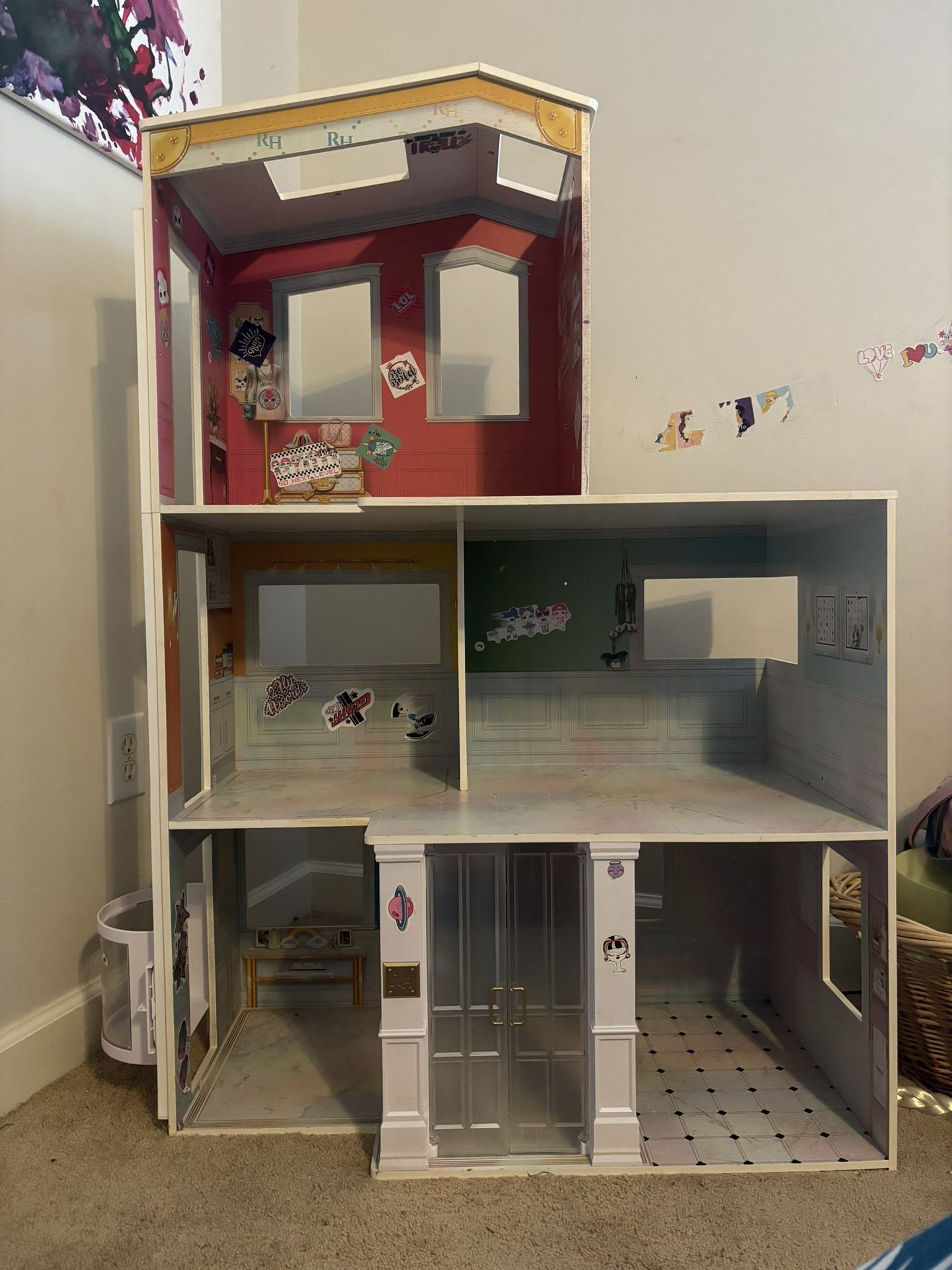 Rainbow High Dollhouse
