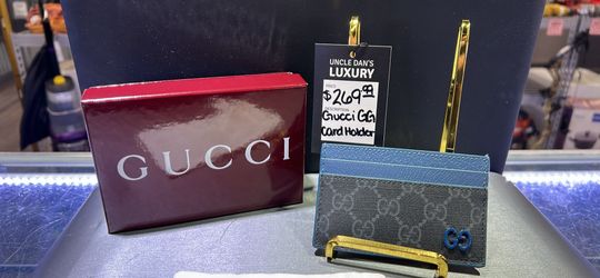 Gucci GG Supreme Monogram Card Holder