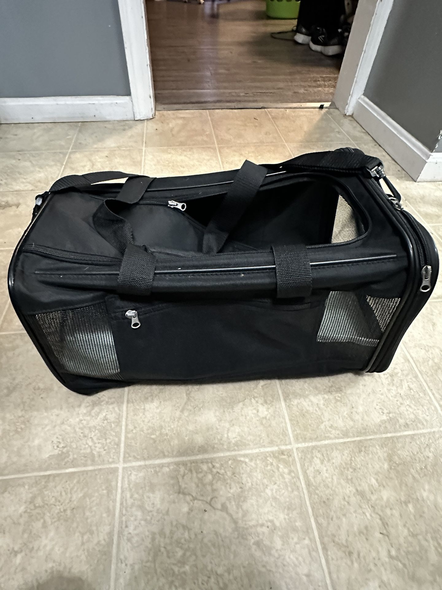 Pet Carrier Soft Sided Black