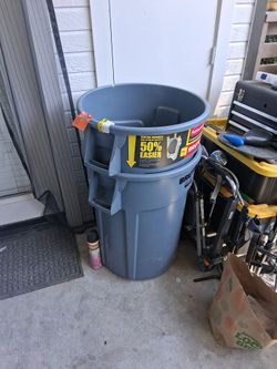 Rubbermaid brute 44 gallon