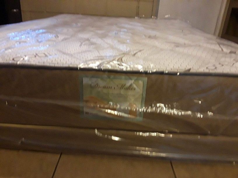 Brand New Queen Size Plush Mattress Included Box Spring.