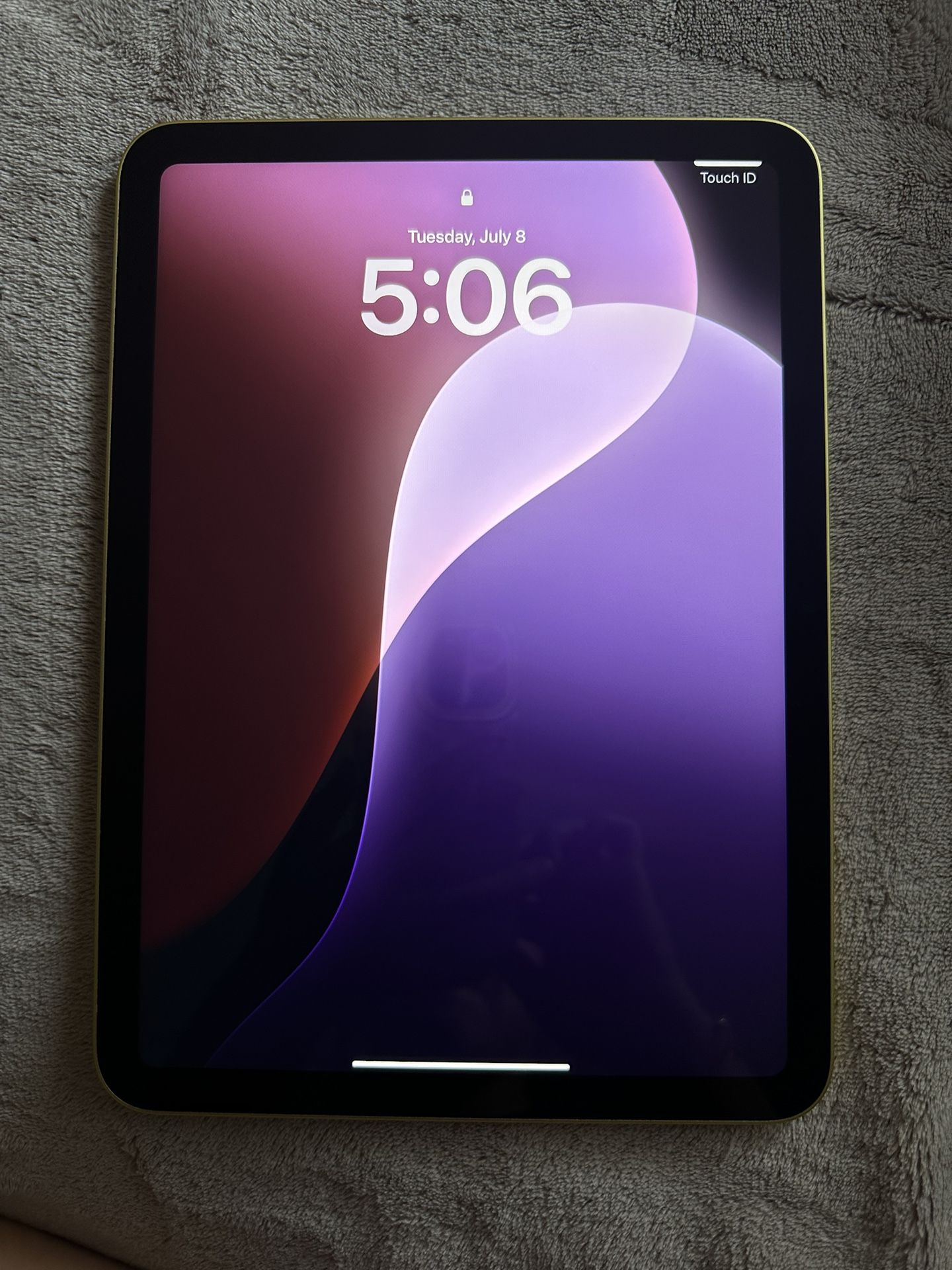 iPad 10th Gen Yellow WiFi 64GBT