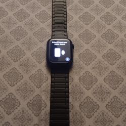 Apple Iwatch Series 7 45mm WiFi GPS Bluetooth 