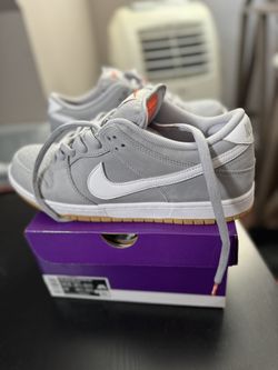 Nike Iso Wolf Grey