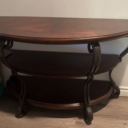 Entry Table Console 