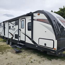 2017 Mallard M33 36'