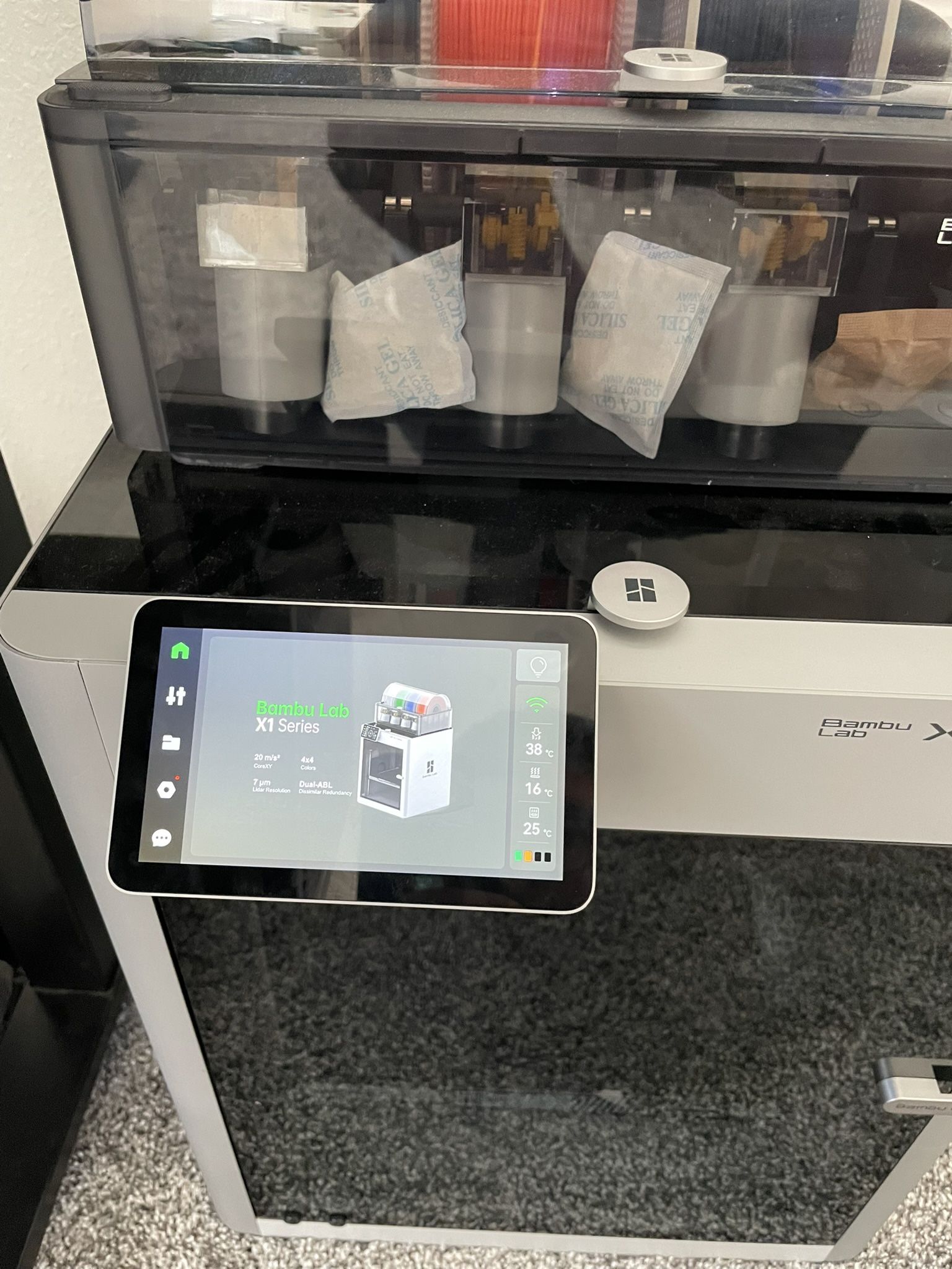 Bamboo X1 Carbon With AMS and Filament