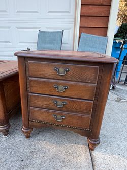 Night stands set of 2