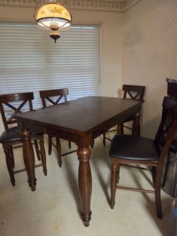 Counter Height Dining Table and 4 chairs