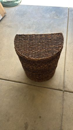 Wicker Laundry Baskets