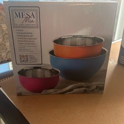 Mixing Bowls 