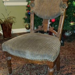 Antique Vintage Renaissance Revival Chair