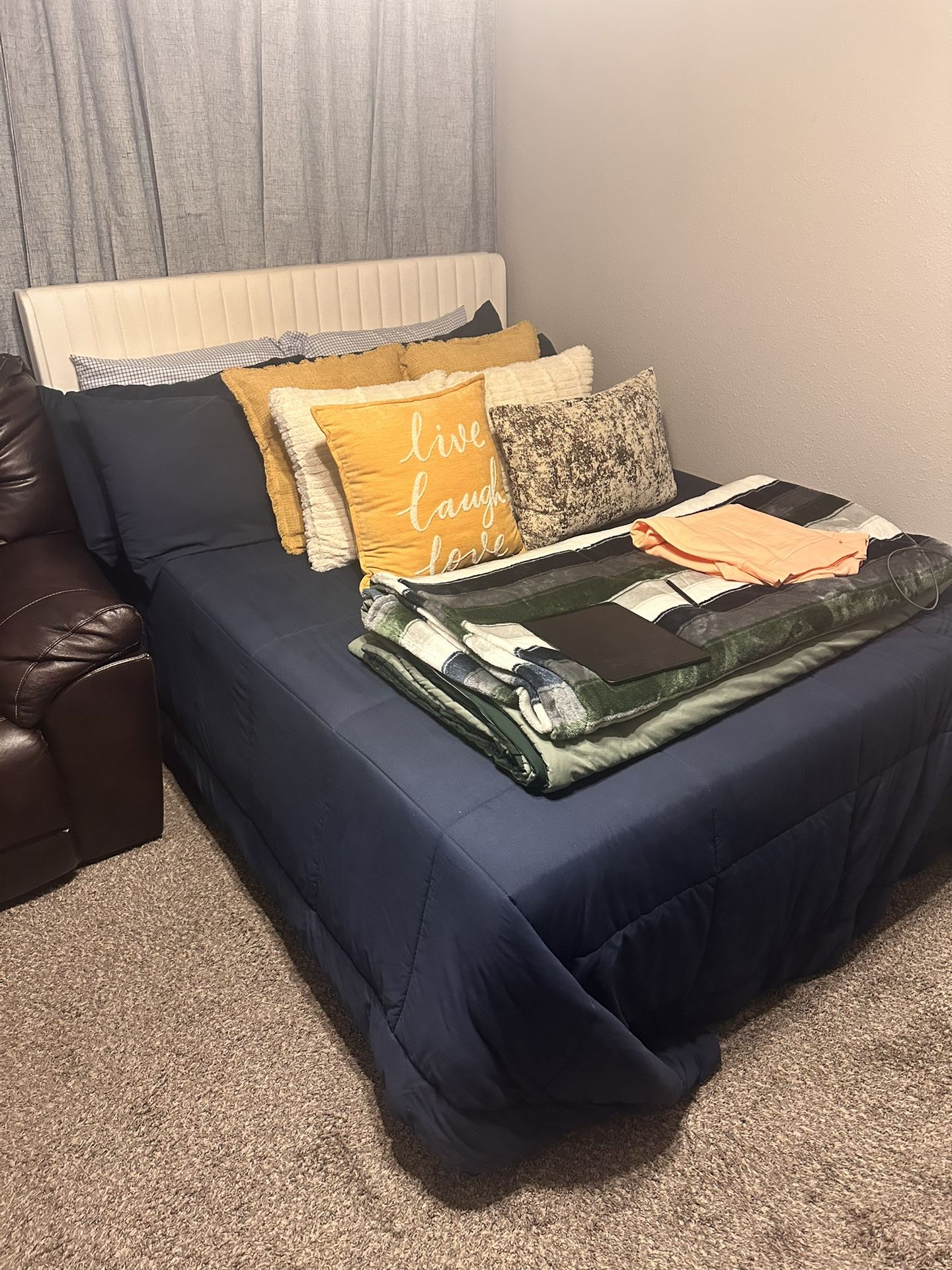 Queen Size Bed Frame And Mattress