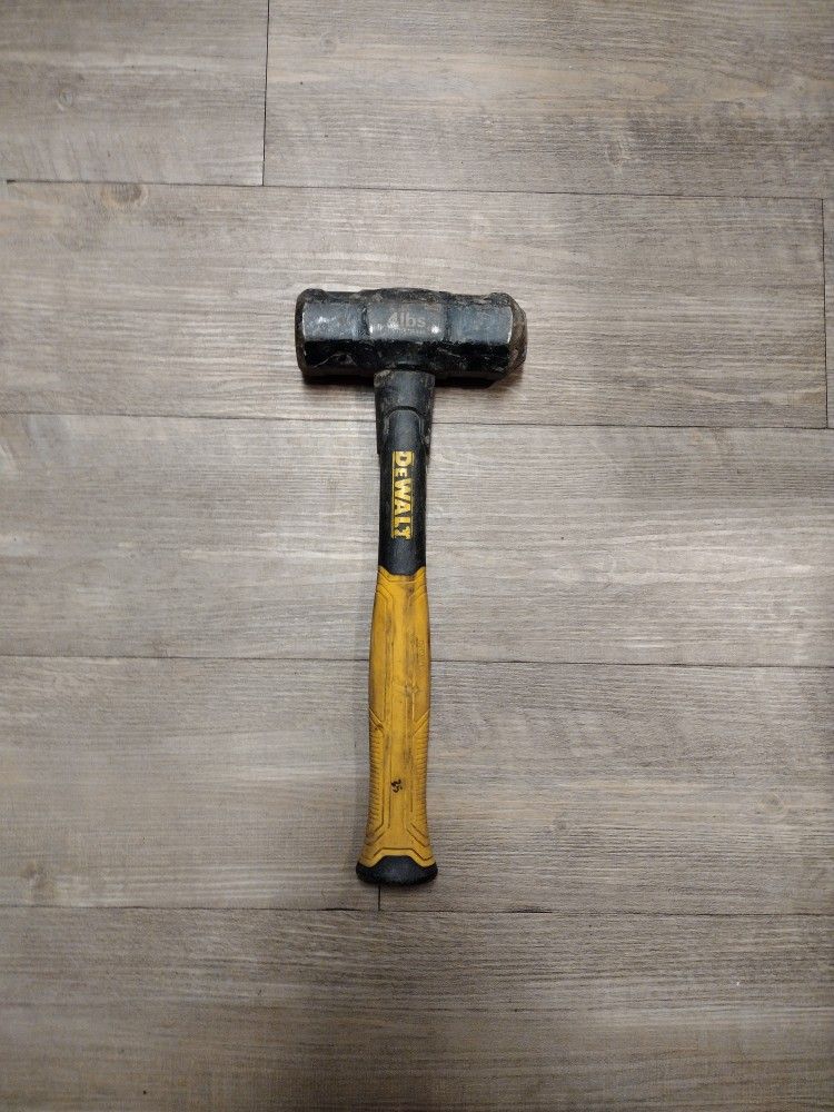 DeWalt 4 Lb Fiberglass Engineering Hammer