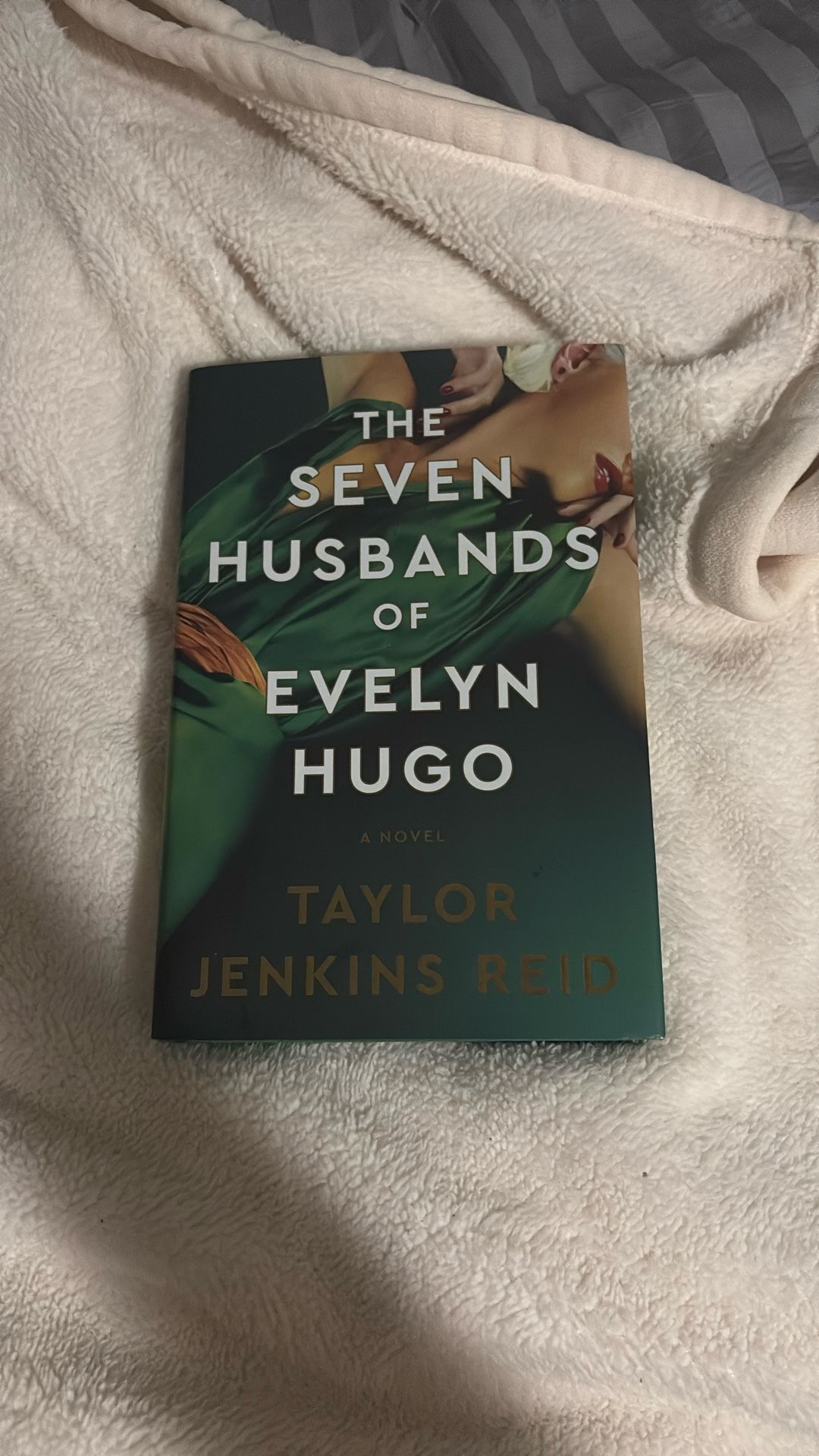 Seven Husbands Of Evelyn Hugo By Taylor Jenkins Reid