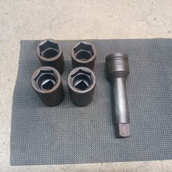 Proto tools 3/4 drive 6 point deep impact socket and 1 " drive extension