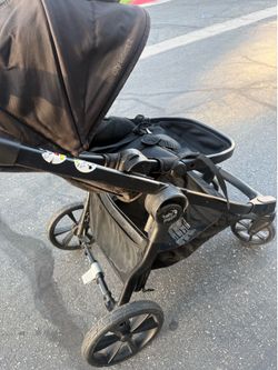 Baby jogger stroller