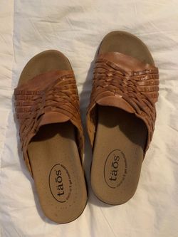 Taos Guru sandals