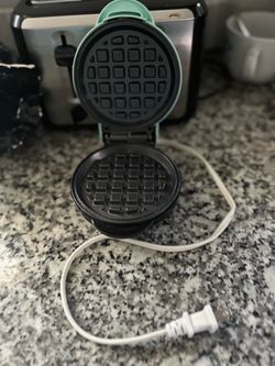Mini Waffle maker
