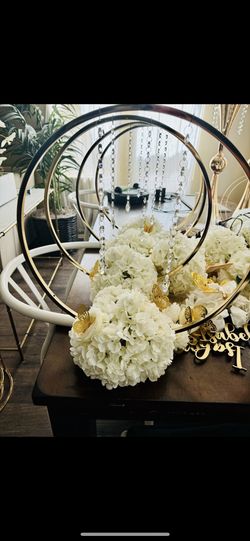 4 Large Hoop Gold Centerpiece 