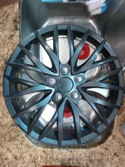 16" hubcap