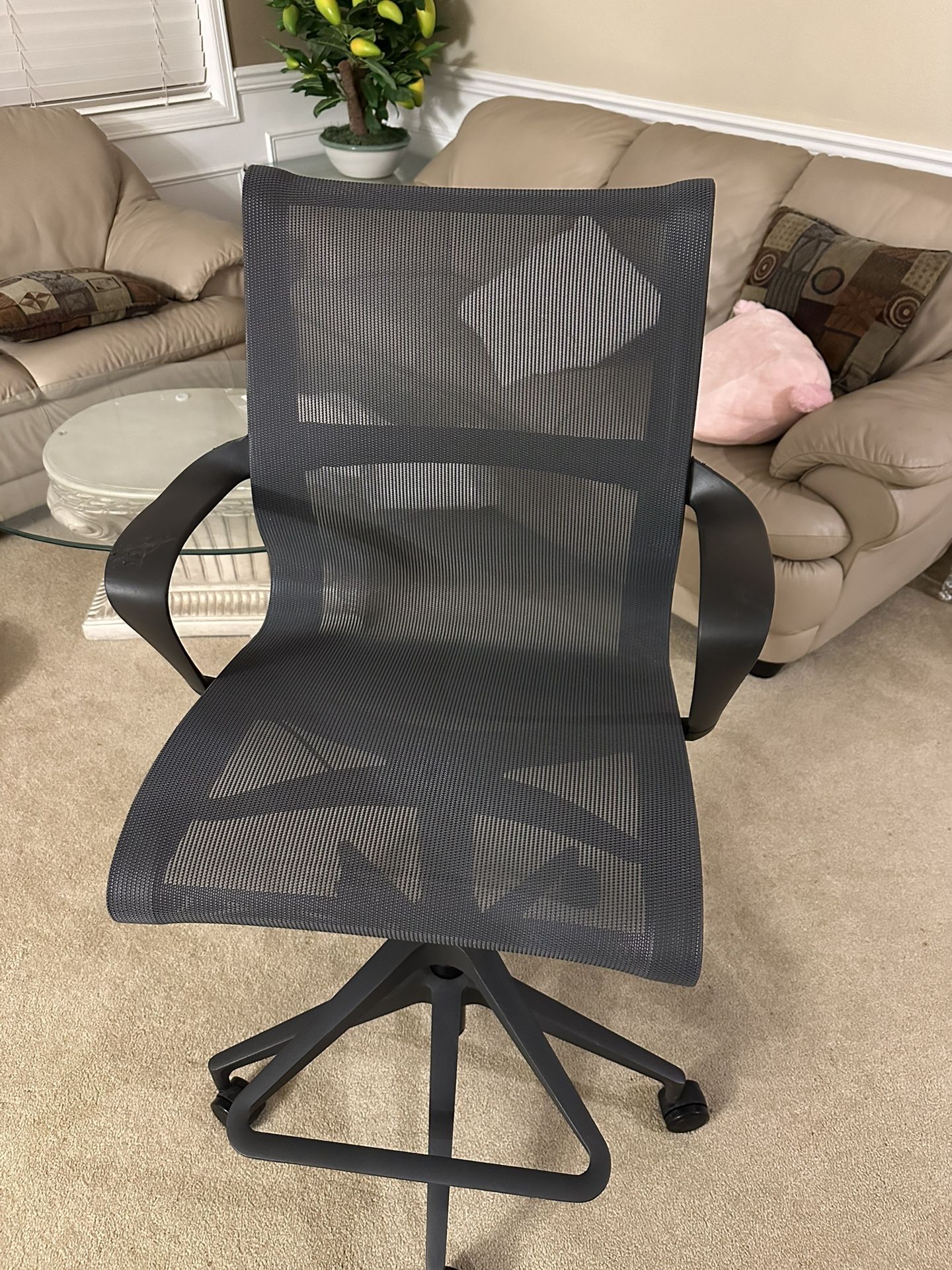 Herman Miller Setu Stool