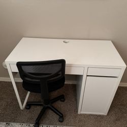 White Desk