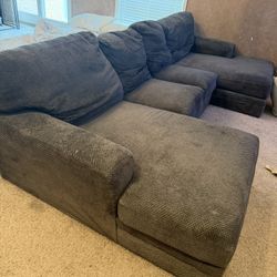 AFW Mammoth sectional