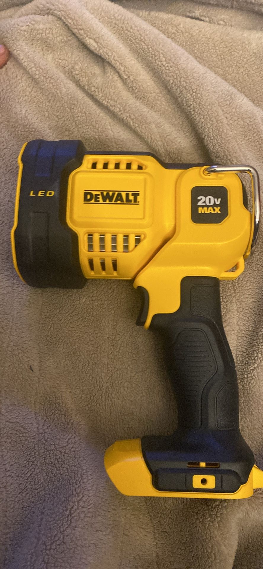 Dewalt Light Work 20 Volt 
