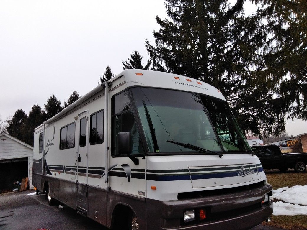 1996 Winnebago Adventurer 34ft for Sale in Hedgesville, WV OfferUp