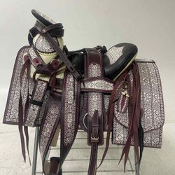 Nueva Montura Charra Bordada